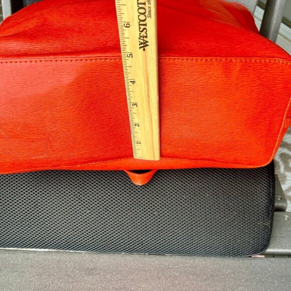 Lauren Ralph Lauren  Large Leather Tote in a FUN Orange - Picture 6 of 12